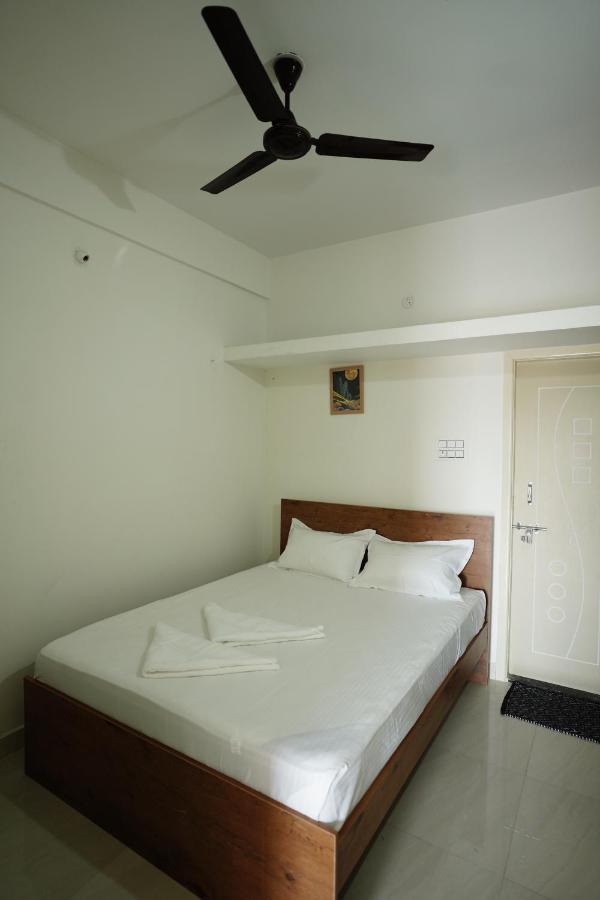 Castle Suites By Haven Homes, Kempegowda International Airport Road Bangalore Extérieur photo